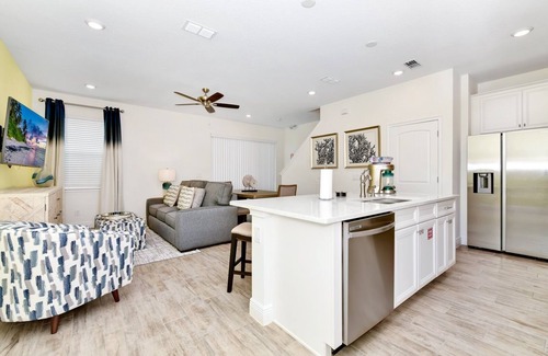 West Kissimmee House | Magical 2-bedroom townhome with waterviews and Disney fireworks