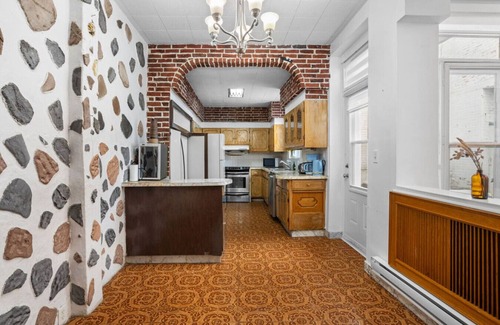 Plateau Mont Royal Apartment | Magnificent 4BR in Downtown Mont-Royal