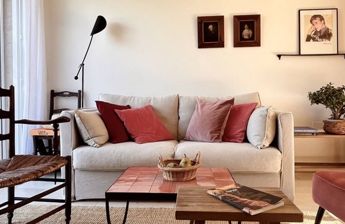 Alleins Bed & Breakfast | Magnificent charming cottage with panoramic views of the Luberon