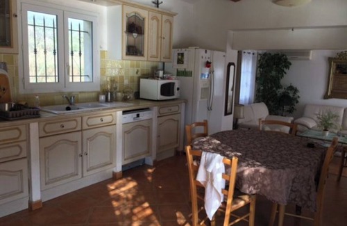 La Farlede House | MAGNIFICENT COUNTRY VILLA NEAR THE SEA
