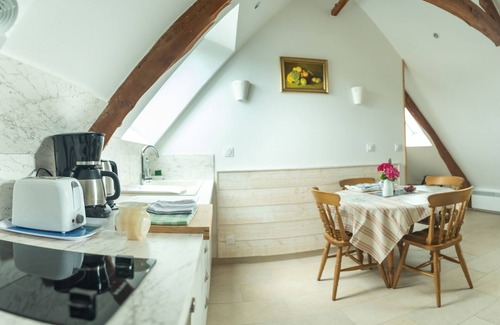 Meuvaines Apartment | Magnificent flat with countryside views