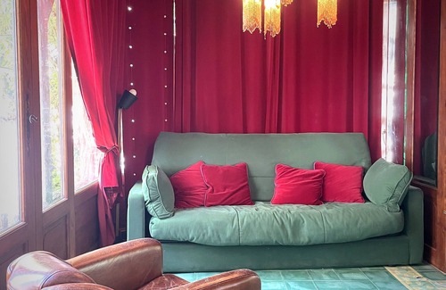 Bagneres-de-Luchon Villa | Magnificent villa in the center of Bagnères de Luchon - Spa treatments, skiing.