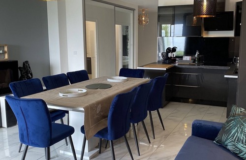 La Baule-Escoublac Apartment | Magnificent 3 bedroom Apartment Sea View Location No1, Near Casino.