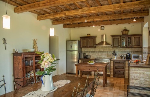 Arcevia Villa | Magnificent Stone Villa
