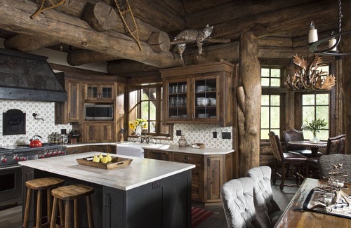 Vail House | Magnificent Log Lodge, Cinema, Hot Tub, BBQ, Game Room, Free Solaris Garage!