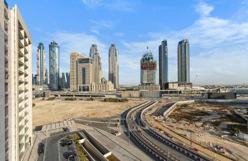 Al Safa Apartment | Magnificent - New 1BR in Canal Front Residences