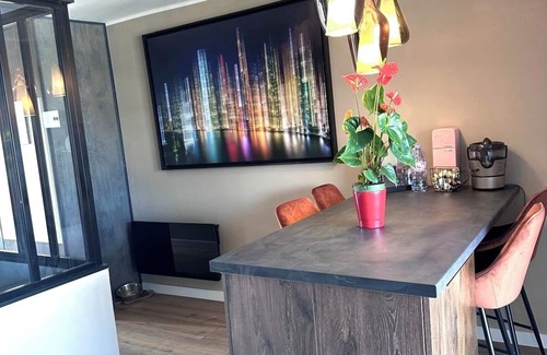 Guerrevieille Apartment | Magnificent new apartment with splendid view of the marina