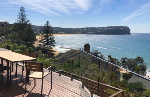 Macmasters Beach House | Magnificent Ocean Views