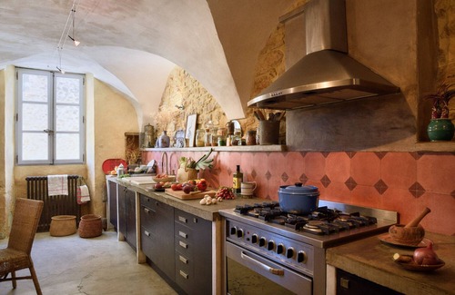 Aigaliers House | Magnificent Provencal House Full of Charm and Taste