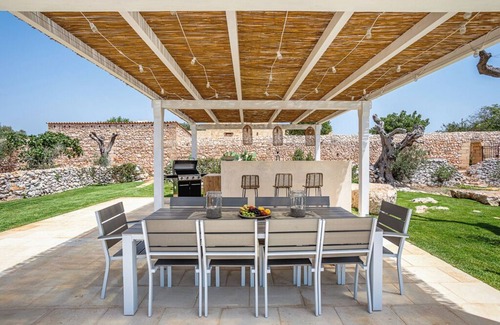 Salve Villa | Magnificent Sea View Masseria with Pool Very Close to the Beaches.