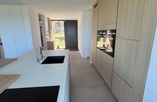 Arzon House | Magnificent Seaside House