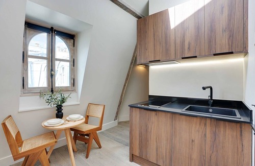 Gaillon Apartment | Magnificent studio - 2P - Place-Vendôme
