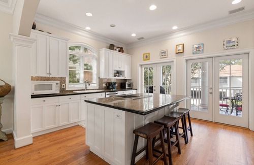 East Beach House | Magnificent Ocean Views, Private Heated Pool, Billards on East Beach!