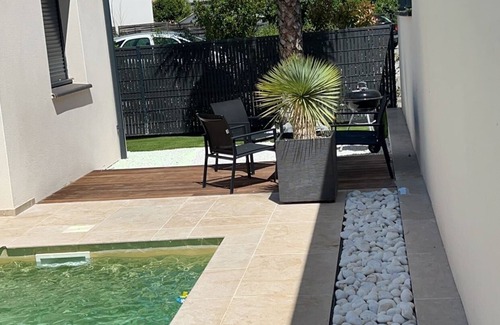 Villetelle Villa | Magnificent villa 15 minutes from the sea