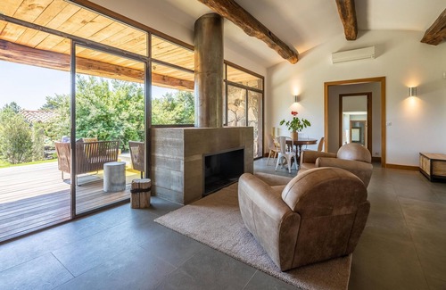 San-Gavino-di-Carbini Villa | MAGNIFICENT VILLA OF 380m2 for 14 people NEAR THE SEA AND RIVER