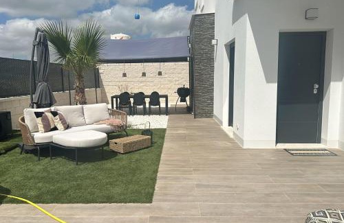 Orihuela Villa | Magnificent villa with private pool - Golf Vistabella