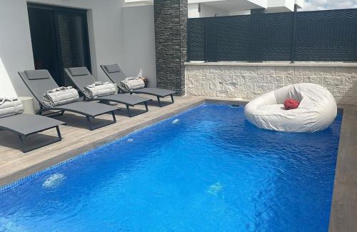 Orihuela Villa | Magnificent villa with private pool - Golf Vistabella