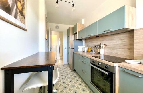 Juan-les-Pins Apartment | Magnifique 2P vue mer Terrasse Parking