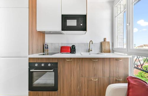 Centre Apartment | Magnifique appart rénové La Défense Paris Gare 2Pers