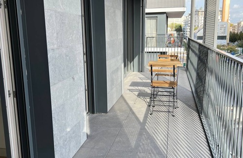 Clichy Apartment | Magnifique Appartement de 88m2 Avec Terrasse sur Clichy a 5 min de Paris 17 eme