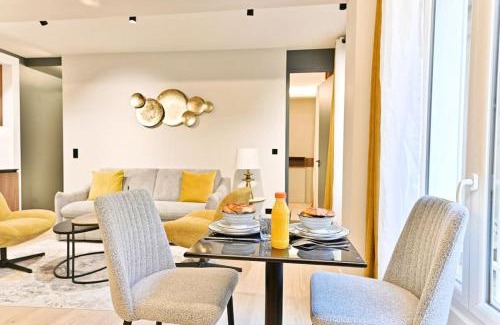 L'Europe Apartment | Magnifique Appartement #Miromesnil #Monceau #Paris