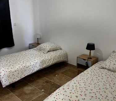 Chateaurenard House | Magnifique maisonnette Dépendance avec Piscine