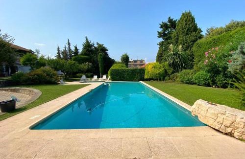 Antibes City Centre Villa | Magnifique propriété - Piscine - Mer