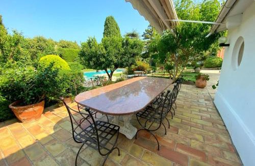 Antibes City Centre Villa | Magnifique propriété - Piscine - Mer