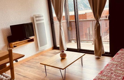 Orcieres-Merlette Apartment | Magnifique studio 4 pers avec balcon vue montagne