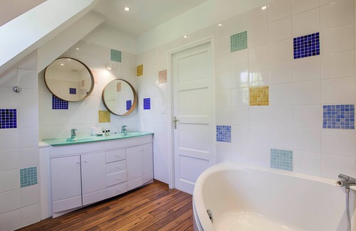 Gonneville-sur-Mer Villa | Magnifique Villa Bbc, Très Lumineuse, Spacieuse, vue Magnifique , à 2min du Golf