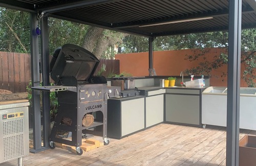 Aigues-Vives House | Magnifique villa contemporaine, Montpellier Nîmes et la Mer. confort et ben être