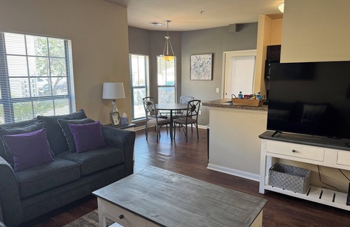 Tupelo Apartment | Magnolia Haven: 2BD/1BA Retreat w/Gym, Pool, BBQ Grill