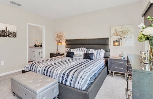 Haines City House | Magnolia House, 3BR vacation villa, w/amenities