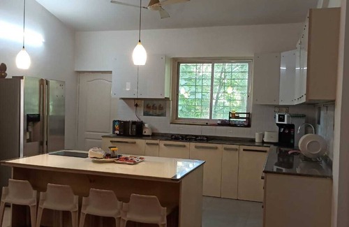 Dongorim Apartment | Magnolia Serene white house!9 min walk from sunset beach