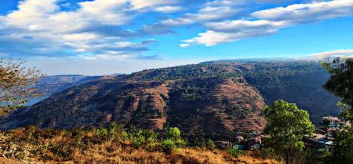 Panchgani Villa | Magnum villa