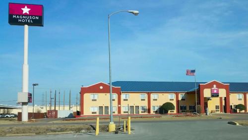 Tulsa Hotel | Magnuson Hotel Sand Springs – Tulsa West