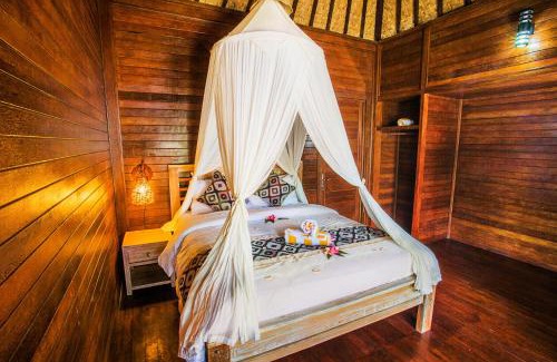 Ceningan Island Resort | Maha Guru Huts