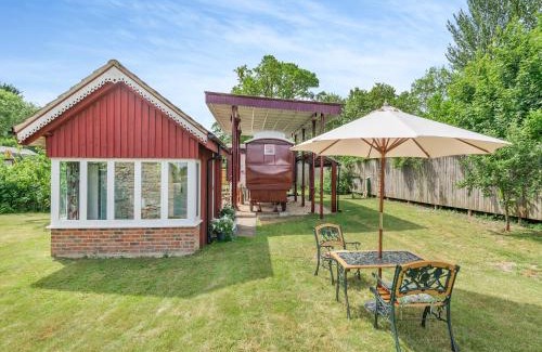 Thistley Green House | Mahalia