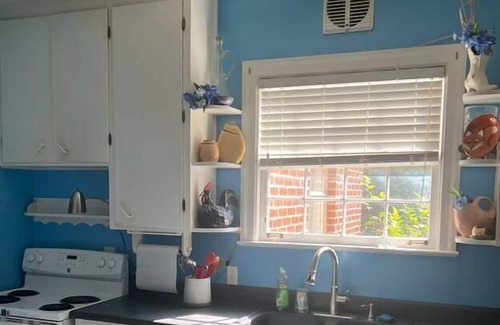 Tallahassee House | Mahan Bungalow-Private and Quiet