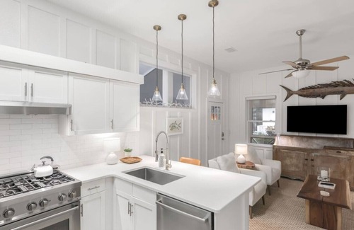 Santa Rosa Beach House | Mahi Mahi Cottage in the Woods