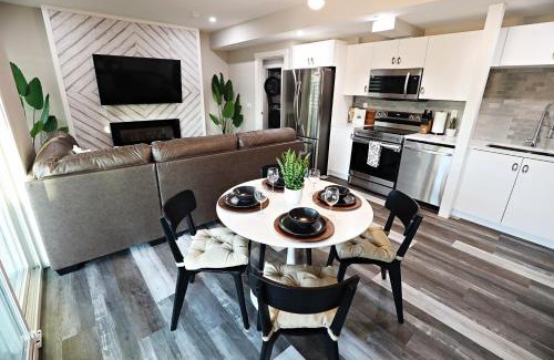 Southeast Calgary House | Mahogany Lakefront 2BR Walkout Trails And Privacy