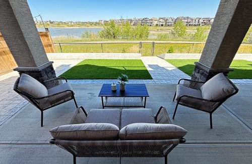 Southeast Calgary House | Mahogany Lakefront 2BR Walkout Trails And Privacy