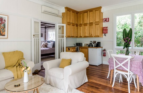 Mount Glorious Cabin | Maiala Park Lodge