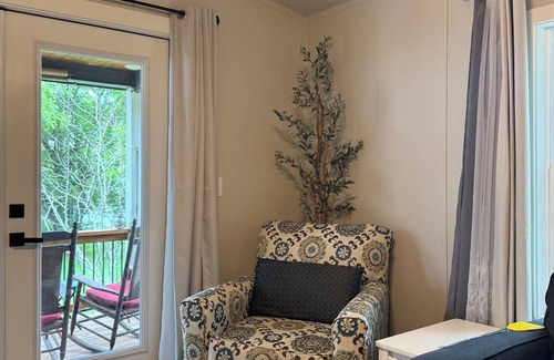 Mid America Cottage | Main channel,Hamilton, fireplace, covered porch, pulldown sun screen, cool water