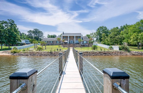 Mayhew House | Main Channel Waterfront Home with Pool/Hot Tub - Ideal for up to 14 guests