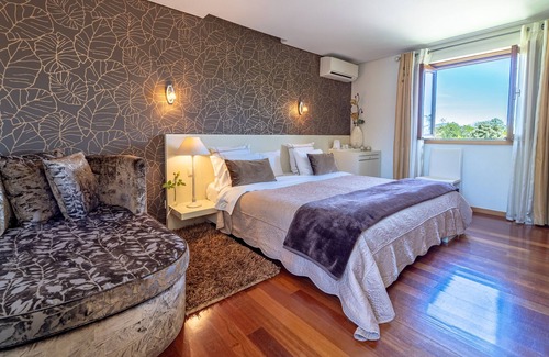 Amares House | main house