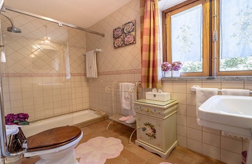 Amares House | main house