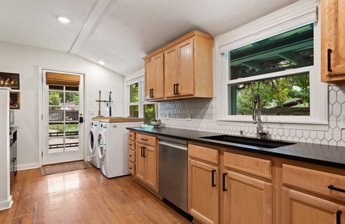 Baker City House | Main Street Retreat, 2 Bdrm, 2 Bath Home, Firepit!