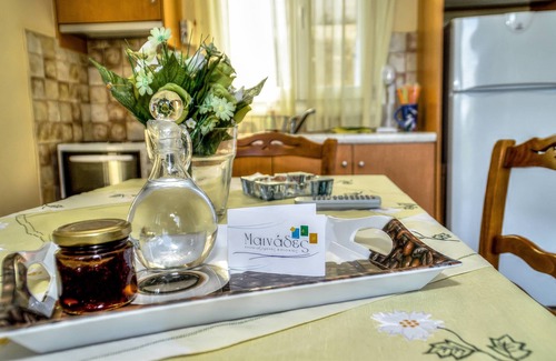 Andros House | Mainades Maisonettes and Studios