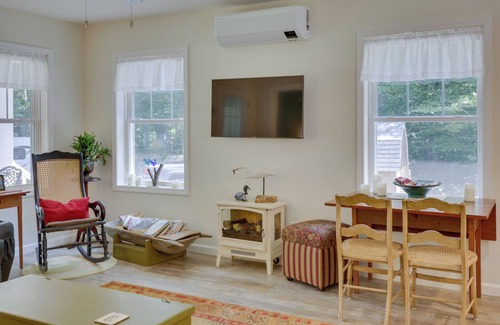 Augusta Cottage | Maine Cottage w/Dock & Kayaks, Near Augusta!